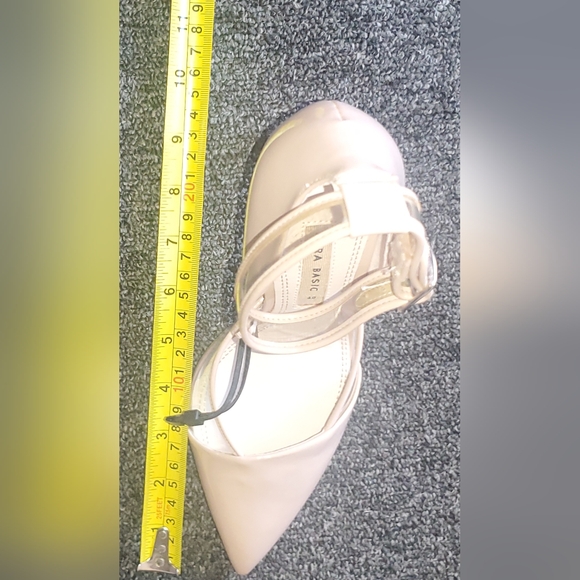 Zara Beige Ankle Strap Heels - Picture 7 of 8